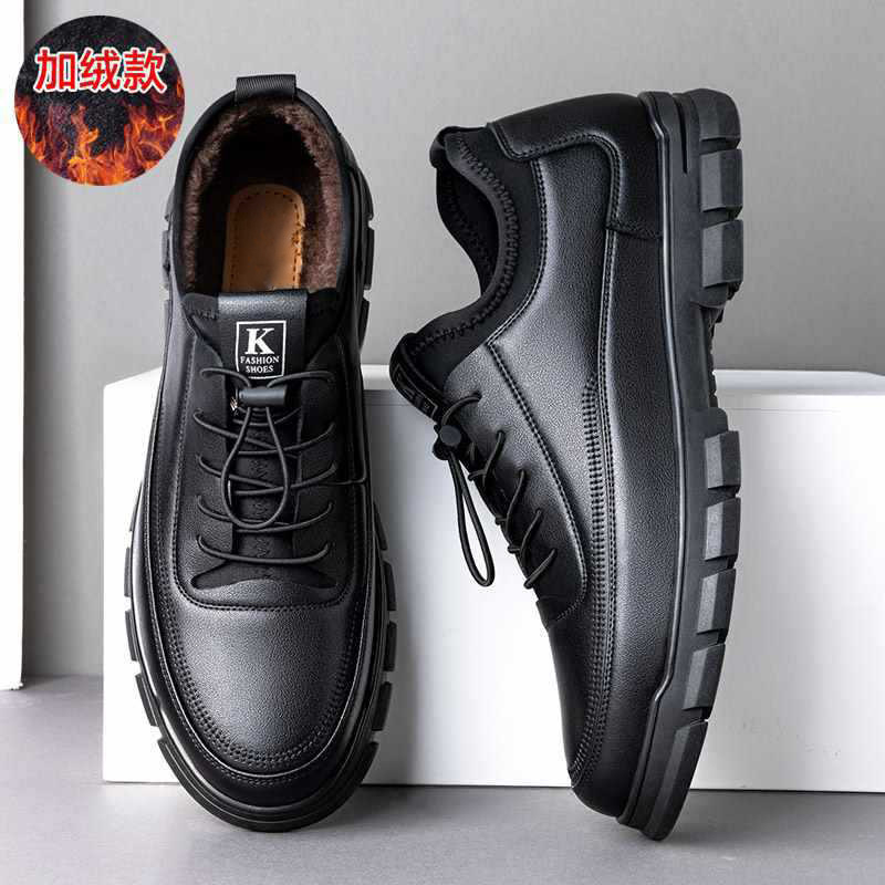 Men's Black Faux Leather Warm  - огляд і ціна Sneaker Career